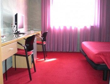 Ariane Hotel